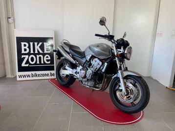 Honda CB900 Hornet beschikbaar voor biedingen