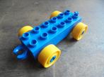 Lego Duplo Car Base 2x6 with Fake Bolts (zie foto's) 10, Kinderen en Baby's, Speelgoed | Duplo en Lego, Duplo, Gebruikt, Ophalen of Verzenden