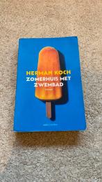 Herman Koch - Zomerhuis met zwembad, Boeken, Literatuur, Herman Koch, Ophalen of Verzenden, Zo goed als nieuw