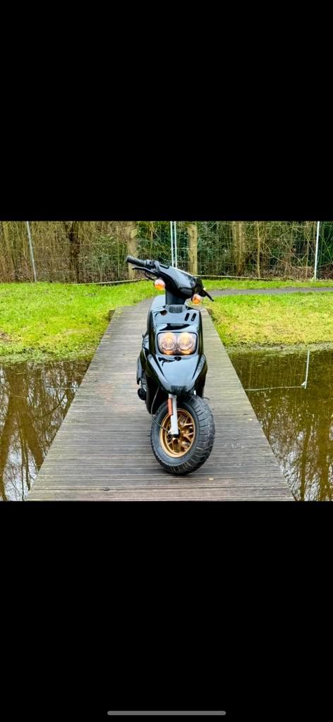 Yamaha booster, Fietsen en Brommers, Brommeronderdelen | Algemeen, Zo goed als nieuw, Overige typen, Ophalen