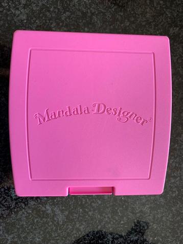 Mandala designer beschikbaar voor biedingen