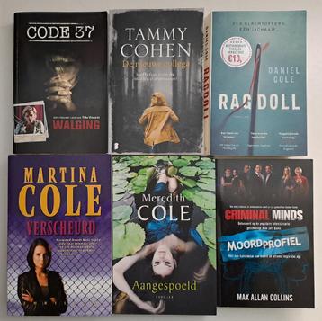 Thrillers & Detective & Oorlog (11) beschikbaar voor biedingen