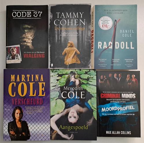 Thrillers & Detective & Oorlog (11), Boeken, Thrillers, Gelezen, Ophalen of Verzenden