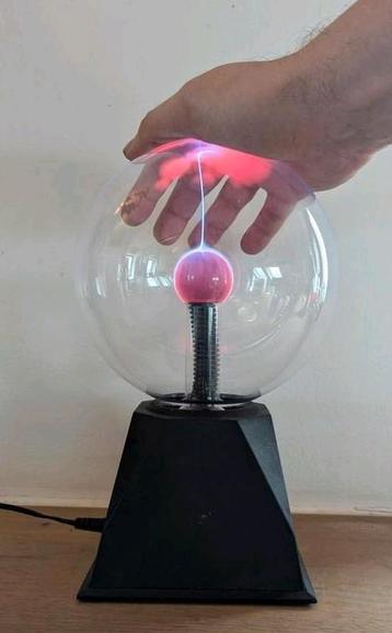 Plasma lamp - laser lamp - plasmabol beschikbaar voor biedingen