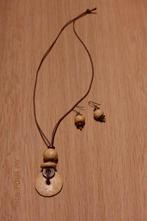 Collier long avec boucles d'oreilles - ton brun/beige, Bijoux, Sacs & Beauté, Colliers, Pierre ou Minéral, Beige, Avec pendentif