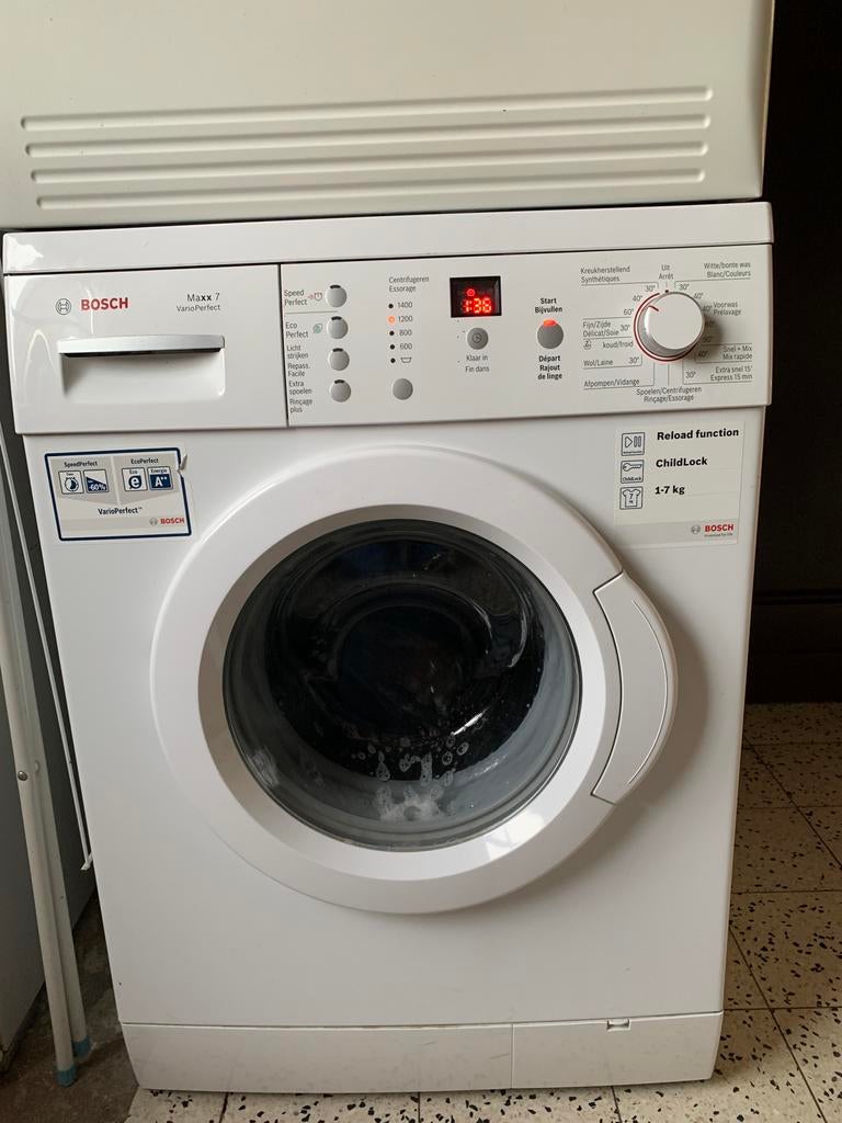 Wasmachine en droogkast, Elektronische apparatuur, Wasmachines, Ophalen, Zo goed als nieuw