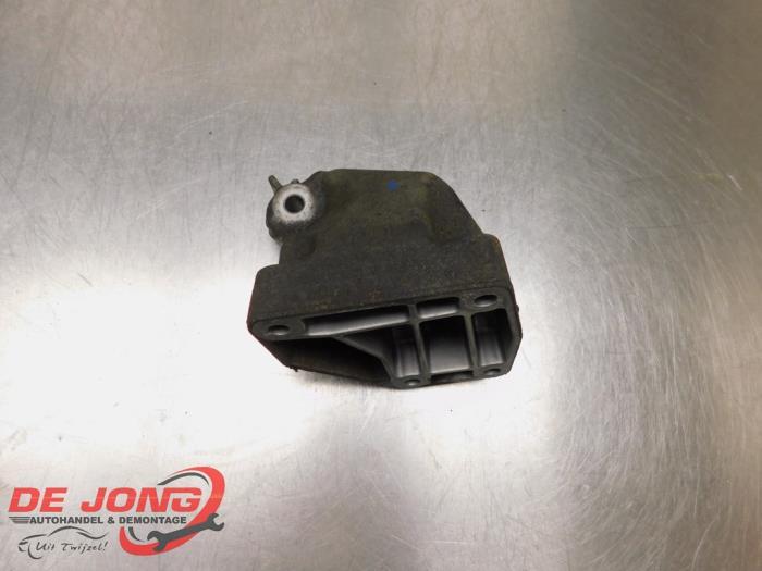 Support moteur d'un Mercedes ML-Klasse, 3 mois de garantie, Utilisé, -, -