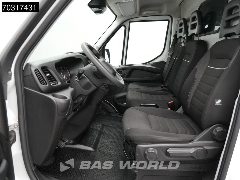 Iveco Daily 35S16 Automaat L3H2 160PK 3,5t Trekgewicht Airco, Auto's, Automaat, Stof, Gebruikt, Euro 6