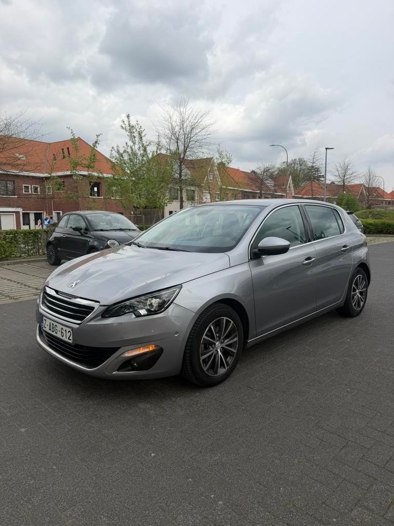 Peugeot 308 essence 2016 automatique, Argent ou Gris, Achat, Euro 6, Entretenue par le concessionnaire