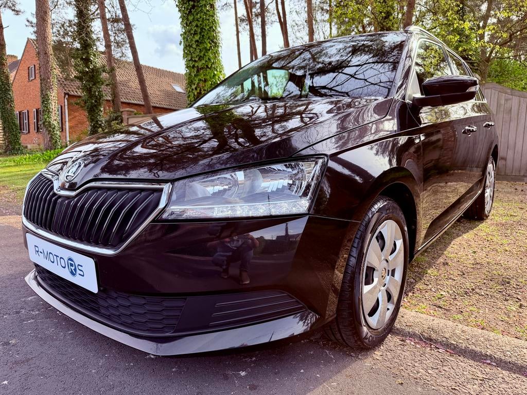 Skoda Fabia Break 2022 DSG — 16.322 km — Garantie — Topstaat, Auto's, Skoda, Automaat, Stof, Euro 6, Zwart