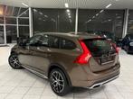 Volvo V60 Cross 2.0D 140kW Euro 6b Bouwjaar 2016 124.000 km, Auto's, Euro 6, Stuurwielverwarming, Leder, 5 deurs
