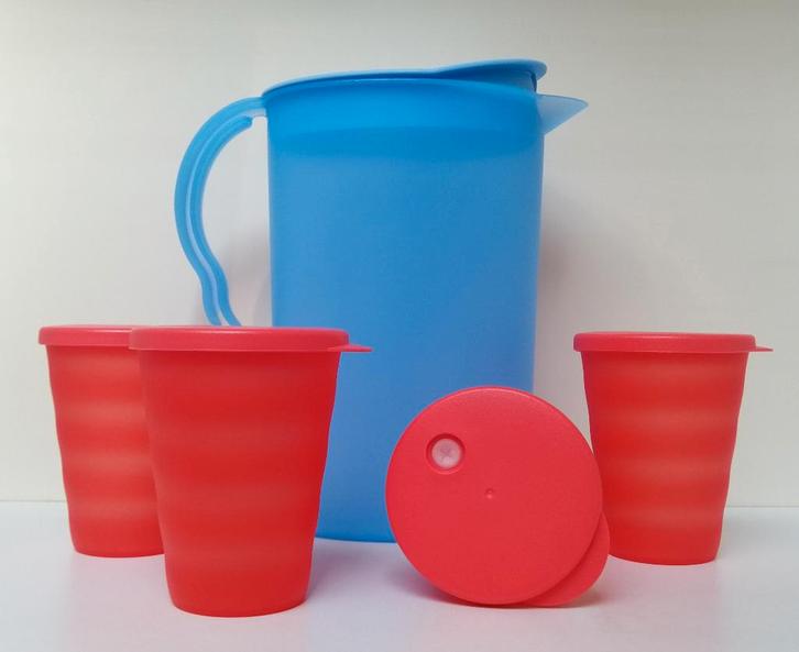 Tupperware « Pichet + Gobelets Classic2000 », Maison & Meubles, Cuisine| Tupperware, Neuf, Récipient ou Bol, Bleu, Rouge, Envoi