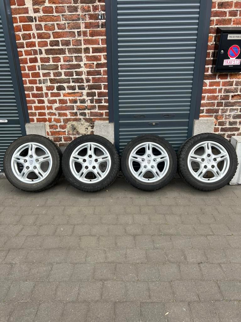 4 jantes porsches montées sur pneus + 4 pneus gratuits, Autos : Pièces & Accessoires, Pneus & Jantes, Enlèvement, Pneu(s)