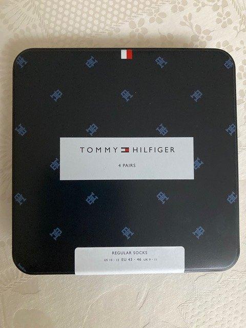 4 chaussettes Tommy Hilfiger pour homme dans un coffret, Vêtements | Hommes, Chaussettes & Bas, Neuf, Taille 43 à 46, Noir, Enlèvement ou Envoi