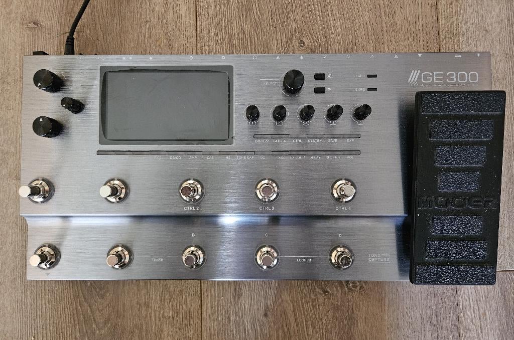 Mooer GE 300, Muziek en Instrumenten, Effecten, Gebruikt, Multi-effect, Ophalen