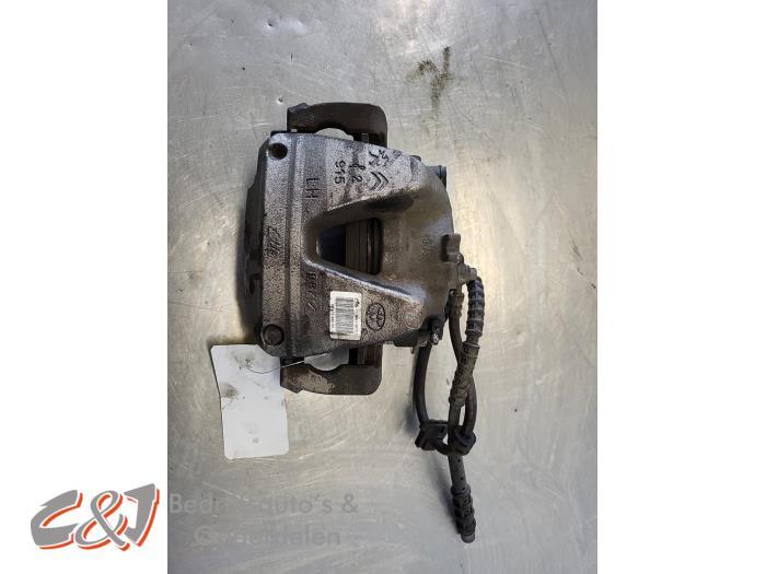 Etrier de frein (pince) avant gauche d'un Fiat Scudo, -, 3 mois de garantie, Utilisé, Fiat