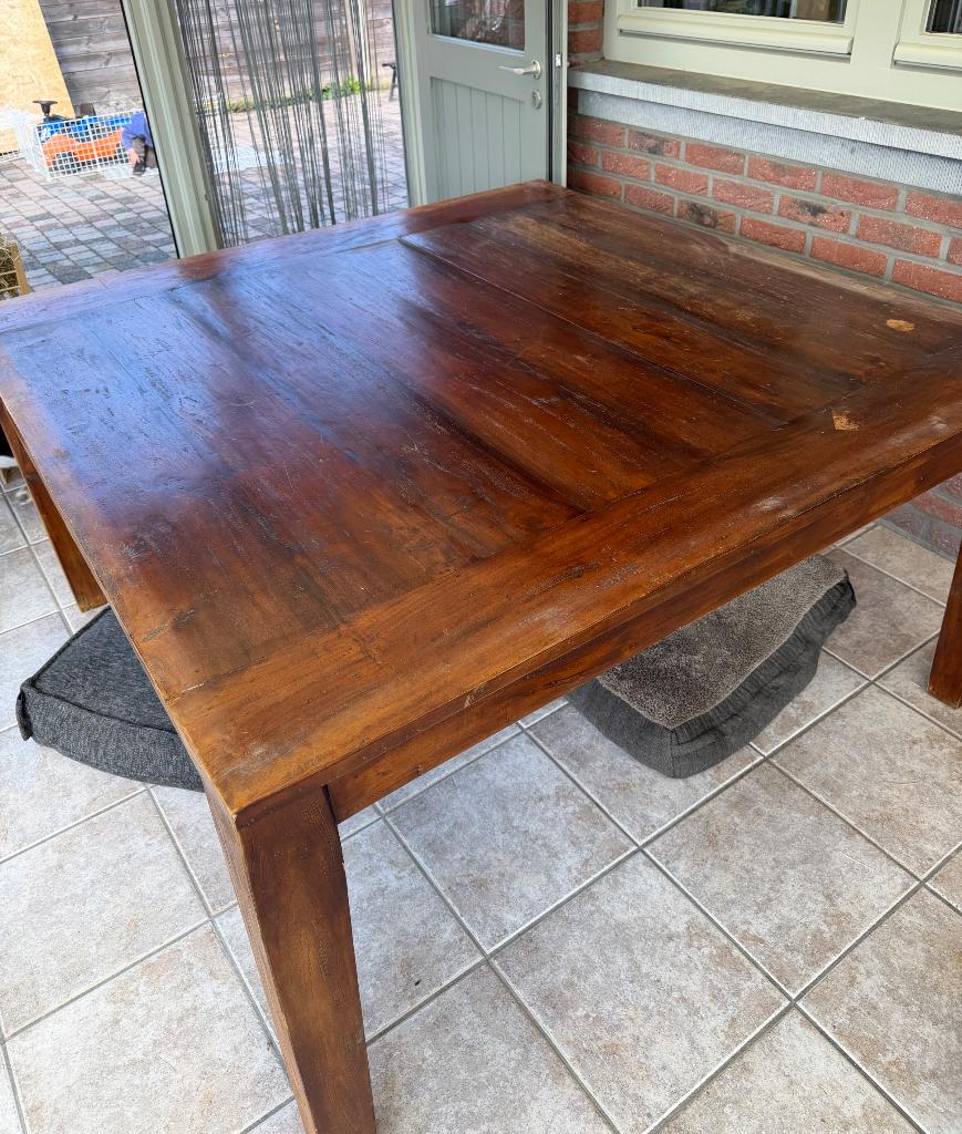 Eiken tafel, Ophalen, Eikenhout