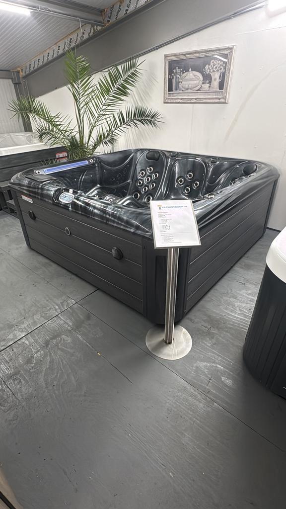 Nieuwe spa met balboa besturing, Jardin & Terrasse, Accessoires de piscine, Neuf, Enlèvement ou Envoi