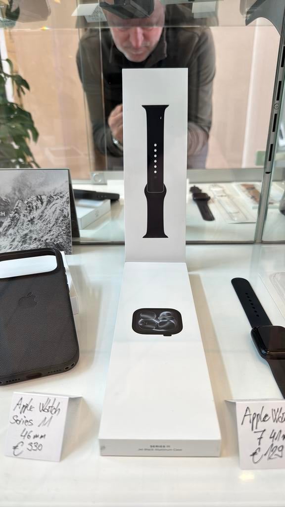 Apple watch series 11, Ophalen, Zo goed als nieuw