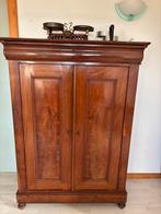 Acajou antieke kast, Enlèvement