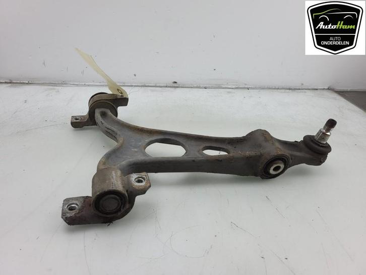 BRAS DE SUSPENSION AVANT DROIT (TRIANGLE) 147 (937), Autos : Pièces & Accessoires, Suspension & Châssis, Alfa Romeo, Utilisé