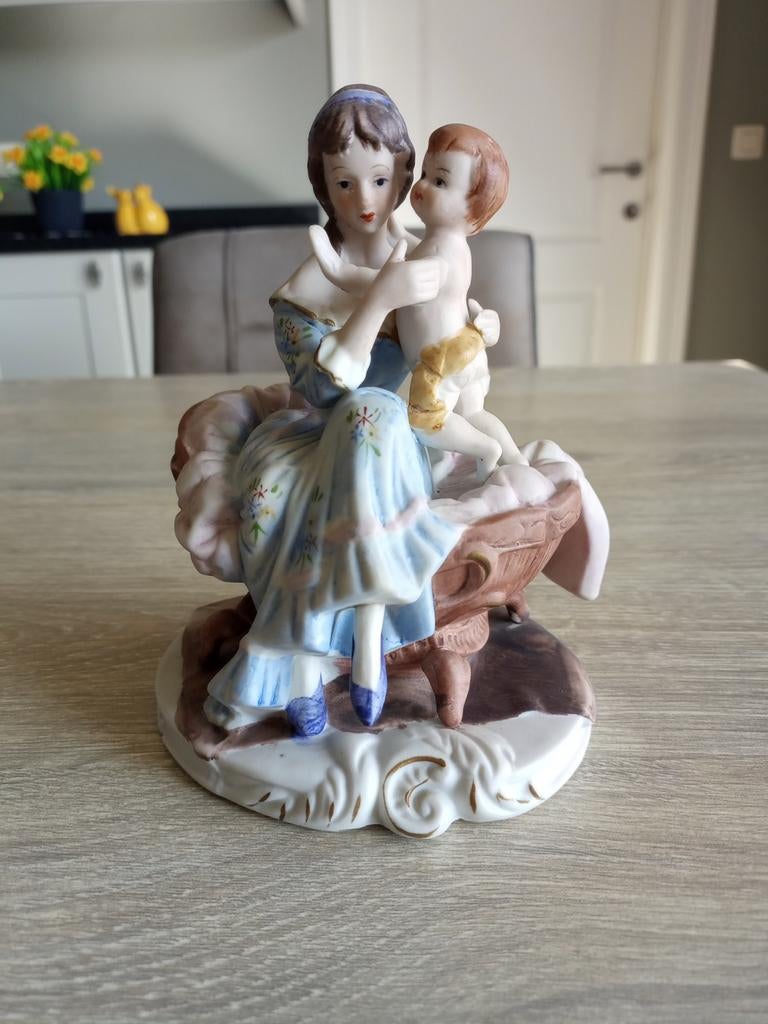 Beeld moeder met kind, Ophalen of Verzenden