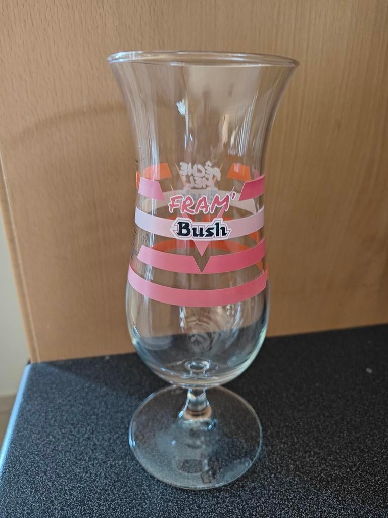 Verre à bière Pêche Mel Bush, Collections