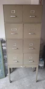 Prachtige vintage archiefkast in lockerstijl, Maison & Meubles, Armoires | Casiers, Enlèvement