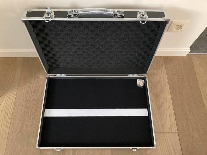 Music Store Effects Pedal Case Deluxe M als nieuw!, Muziek en Instrumenten, Overige Muziek en Instrumenten, Zo goed als nieuw