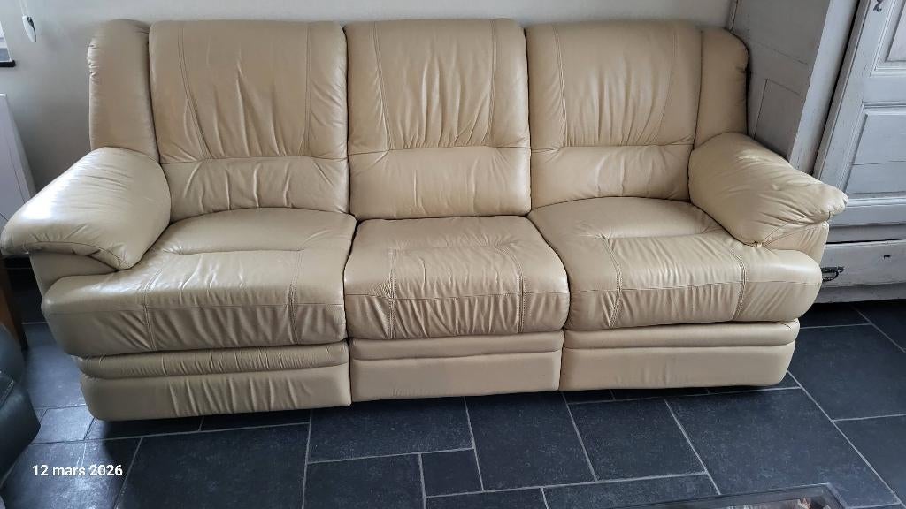 Beige leren bank en fauteuil, Ophalen, Overige maten, Zo goed als nieuw, Rechte bank