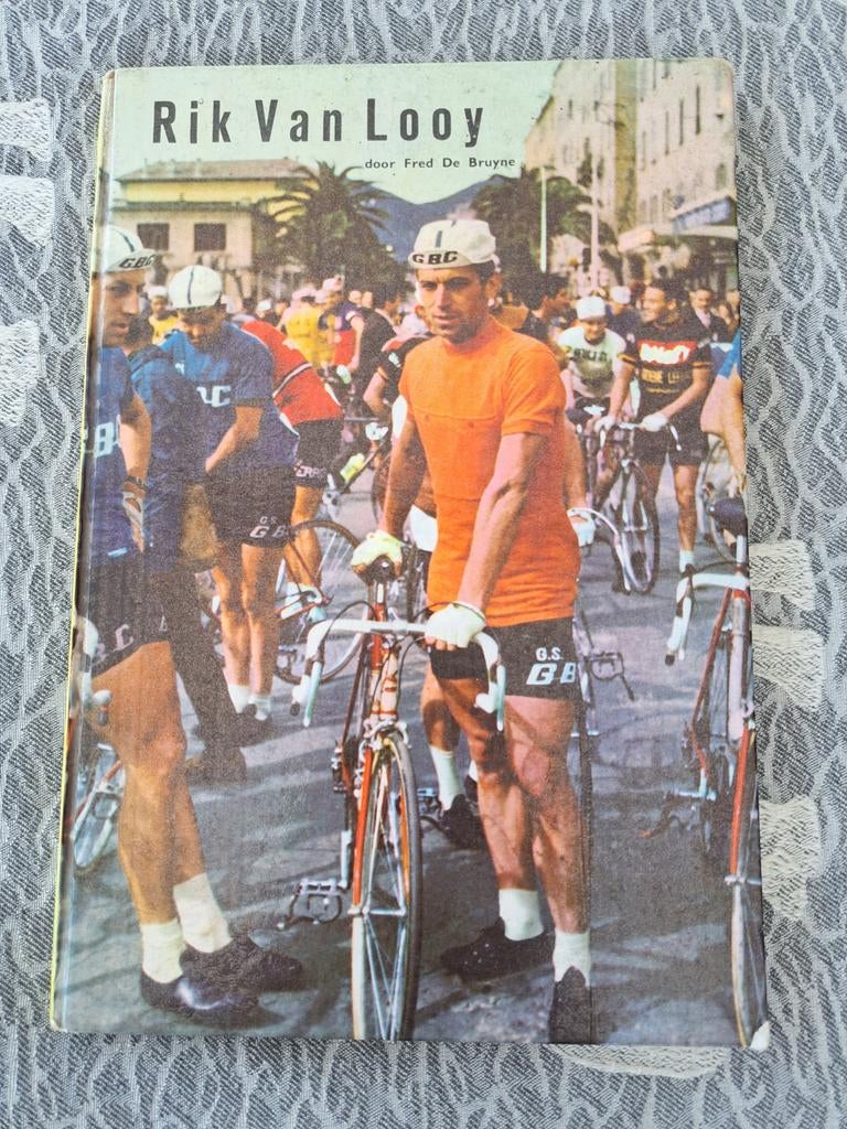 wielrennen: boek Rik van Looy, Ophalen of Verzenden, Zo goed als nieuw, Lopen en Fietsen