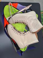 Wit lederen dames kunstschaatsen, Sport en Fitness, Schaatsen, Ophalen, Kunstschaatsen