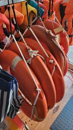 Partij oranje reddingsboeien reddingsringen, Ophalen, Gebruikt, Dekbeslag