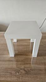 Ikea bijzettafeltje. Mat wit. Perfecte staat., Huis en Inrichting, Ophalen