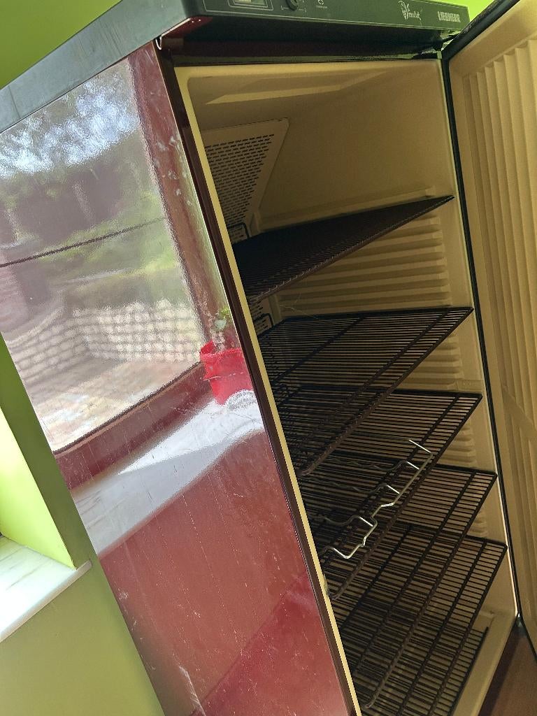 Liebherr vinothek wksr 4700 wijnklimaatkast, Elektronische apparatuur, Koelkasten en IJskasten, Gebruikt, Zonder vriesvak, 200 liter of meer