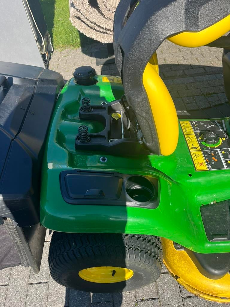 John Deere X350R, Tuin en Terras, Zitmaaiers, Ophalen, Zo goed als nieuw, Opvangbak, 90 tot 120 cm