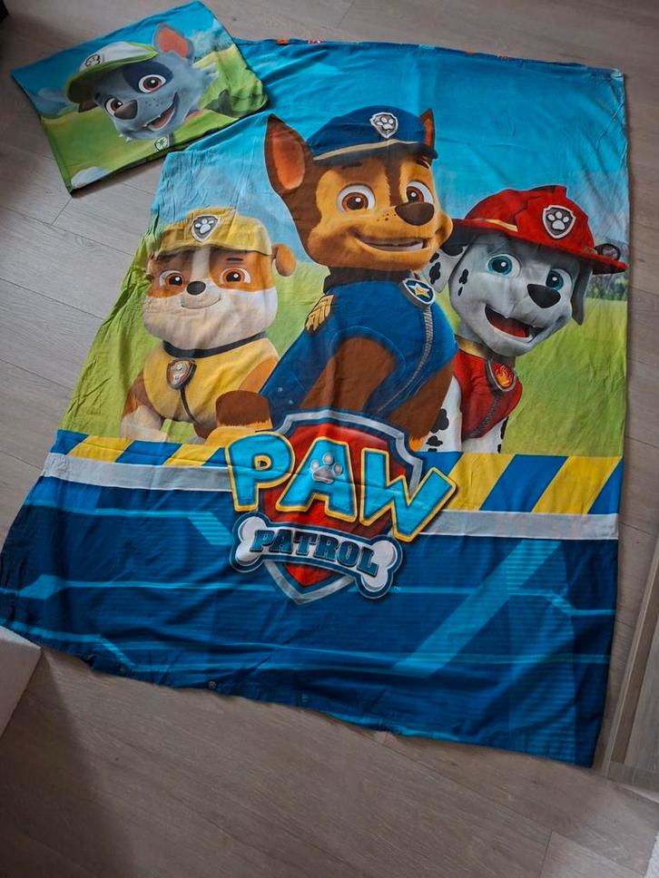 Housse de couette + taie d'oreiller Paw Patrol, Enfants & Bébés, Chambre d'enfant | Linge de lit, Housse de couette, Enlèvement ou Envoi