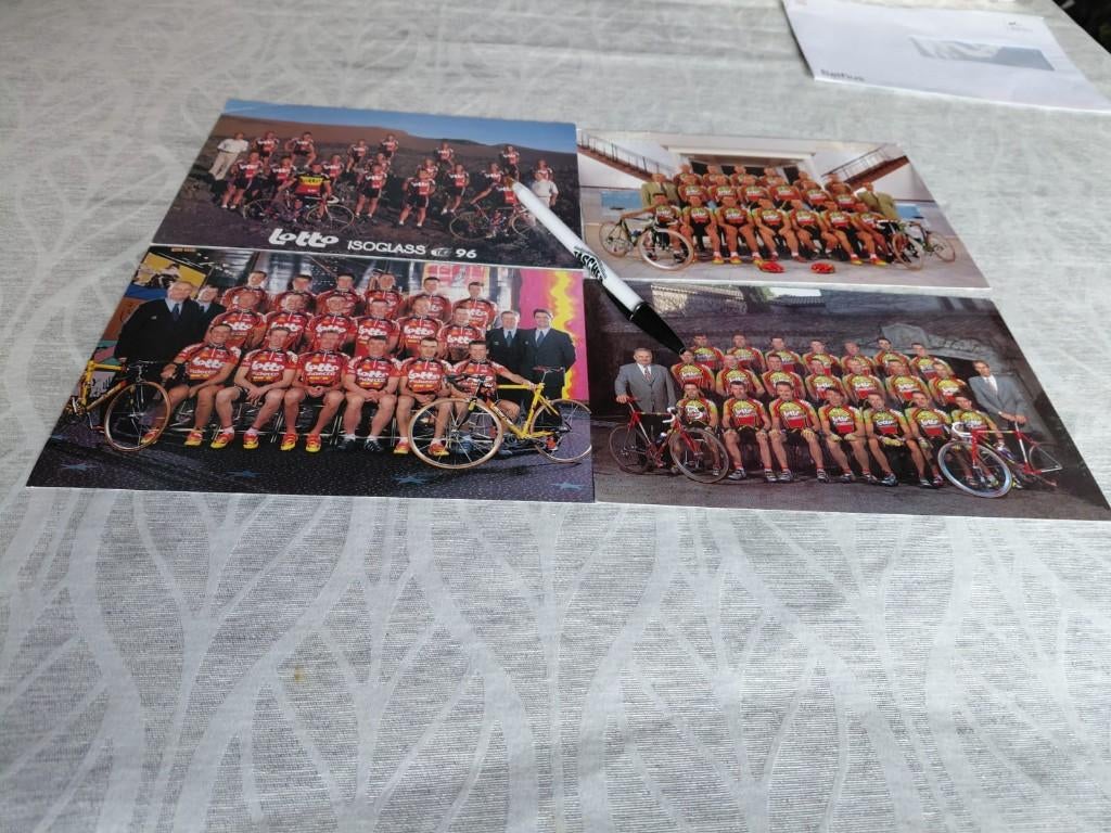Cyclisme ; wielrenners, 4 ploegfoto's LOTTO.ploeg, Collections, Photos & Gravures, 1980 à nos jours, Enlèvement ou Envoi, Gravure
