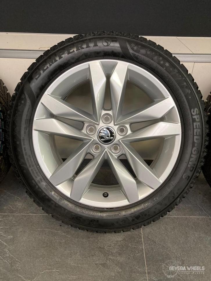 16” originele Skoda Fabia MK4 velgen + winterbanden 5x100, Auto-onderdelen, Banden en Velgen, Banden en Velgen, Winterbanden, 16 inch