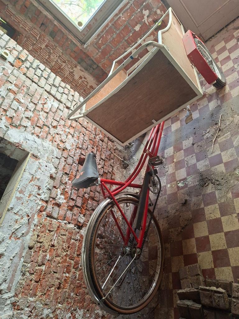 Oude retro bakfiets, Terugtraprem, Gebruikt, Goederen, Ophalen