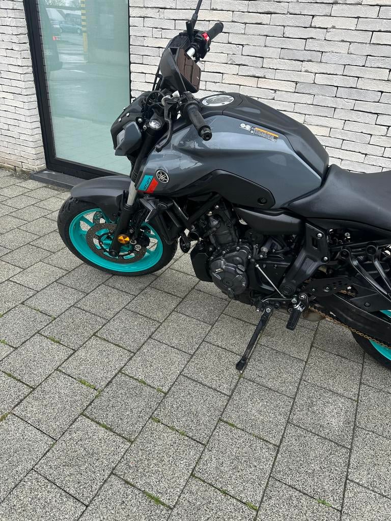 Yamaha MT-07 uit 06/2023, Motoren, Motoren | Yamaha, 2 cilinders, Occasion, Particulier, Minimaal motorrijbewijs A2