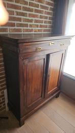 Antieke kast, Ophalen