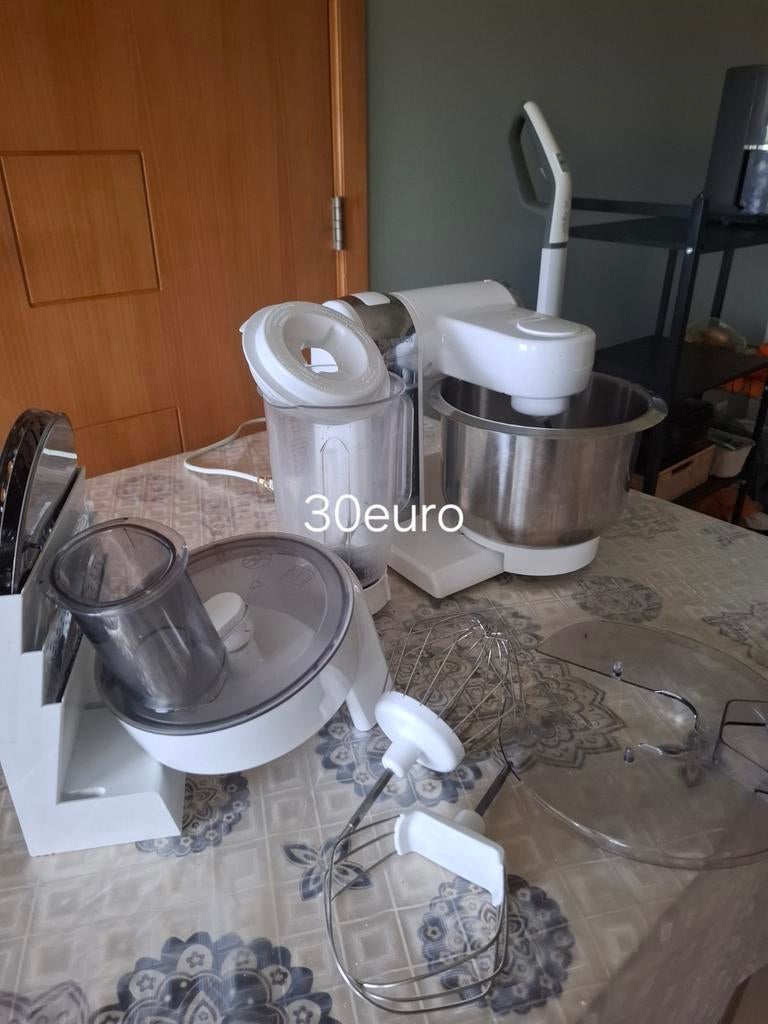 Keukenmachine compleet met alle toebehoren, Ophalen