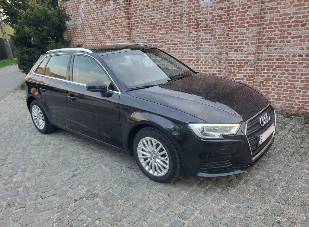 Audi A3 Sportback 1.0 TFSI 85KW approuvée à vendre, Autos, Audi, Particulier, A3, ABS, Airbags, Air conditionné, Climatisation automatique