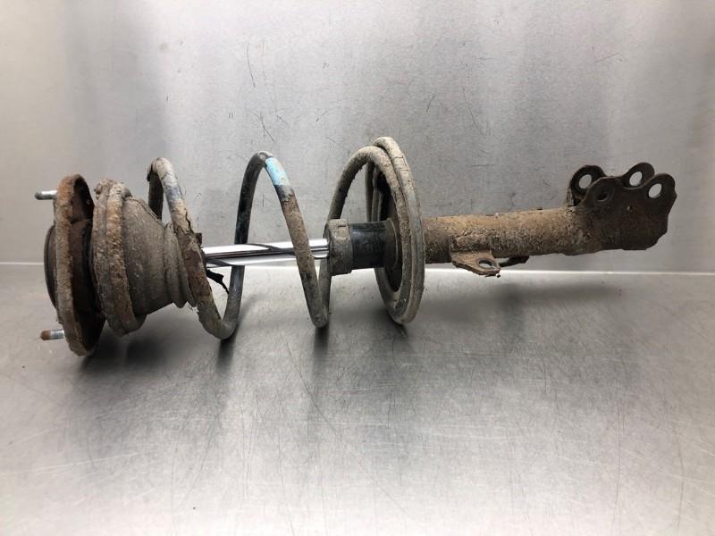 VEERPOOT RECHTS VOOR Toyota Corolla Verso (E12), Gebruikt, Toyota