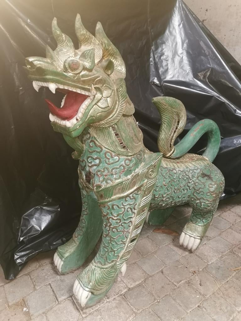 Veel diverse tuindecoratie, Enlèvement