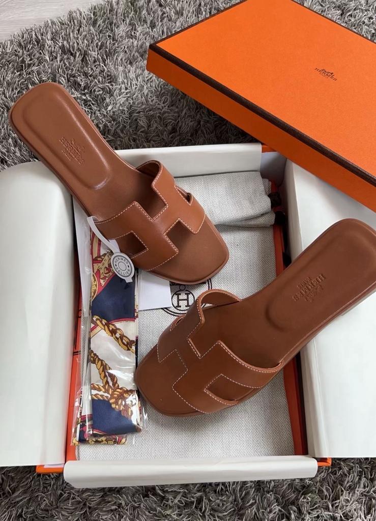 Claquette oran camel, Vêtements | Femmes, Chaussures, Neuf, Sandales et Mûles, Brun, Enlèvement ou Envoi
