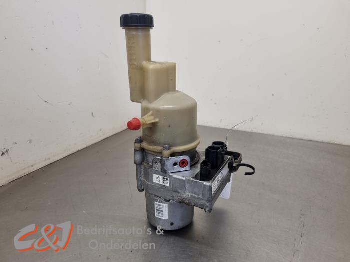 Pompe direction assistée d'un Peugeot Expert, Autos : Pièces & Accessoires, Commande, Peugeot, Utilisé, 3 mois de garantie, Enlèvement ou Envoi