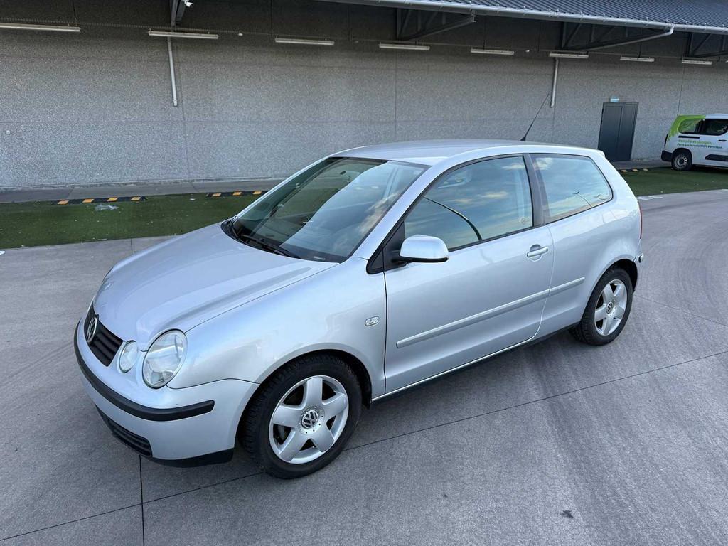 VOLKSWAGEN - 2004 - POLO - Voiture, Autos, Achat, Entreprise, Boîte manuelle, Autre carrosserie