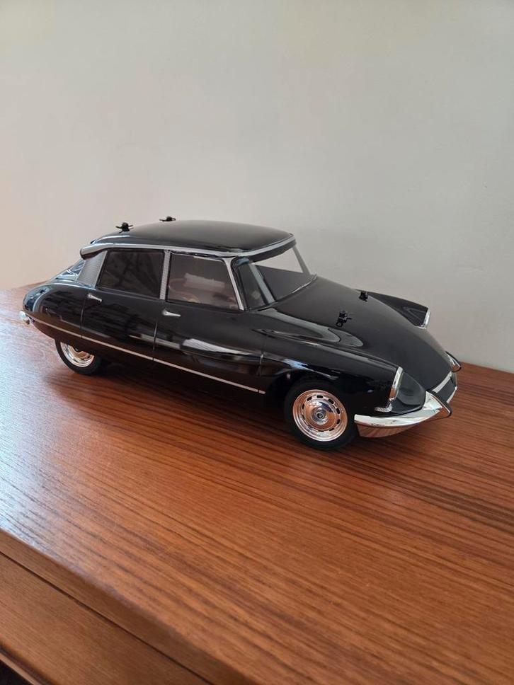 TAMIYA Citroën DS 1:10, Hobby & Loisirs créatifs, Voitures miniatures | 1:24, Enlèvement ou Envoi